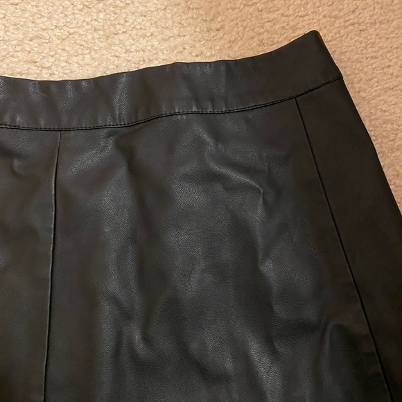 Hollister Leather Miniskirt - Picture 2 of 5